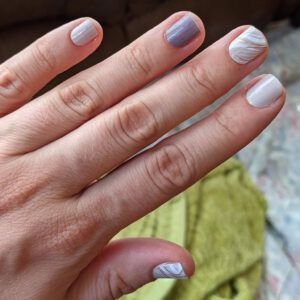 Stikily–küünelakikleebised-Küünekleepsud-Pille