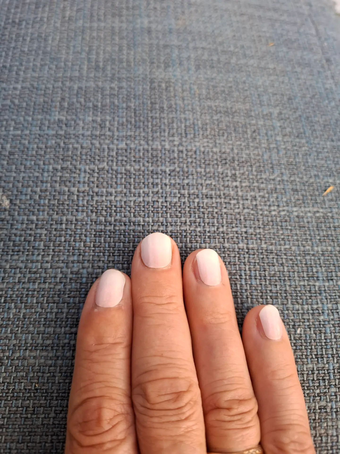 Click to view full screen Lisbeth photo review