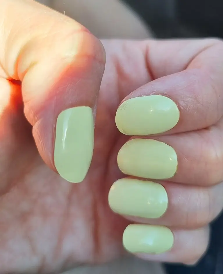 Click to view full screen Mazie photo review